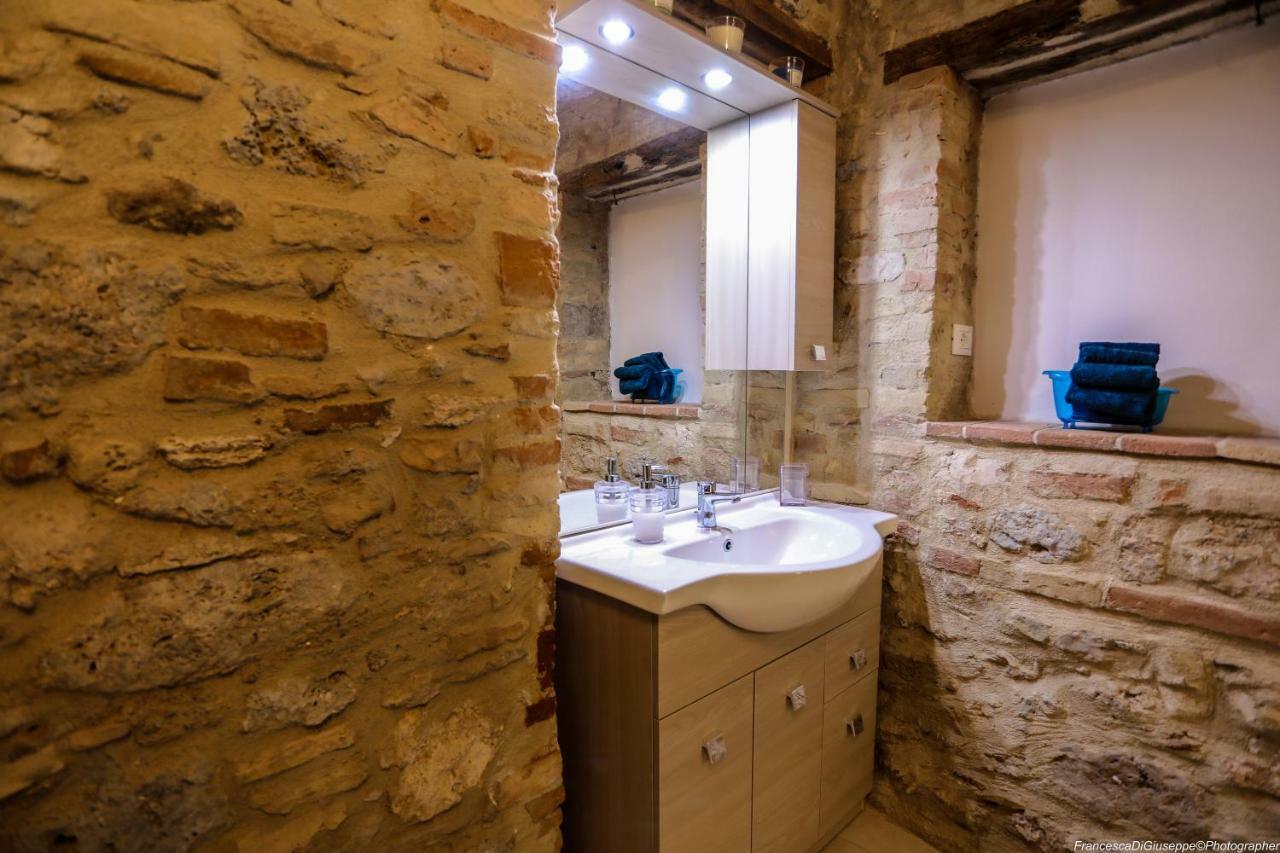 The Tower'S Garden Appartement San Gimignano Buitenkant foto
